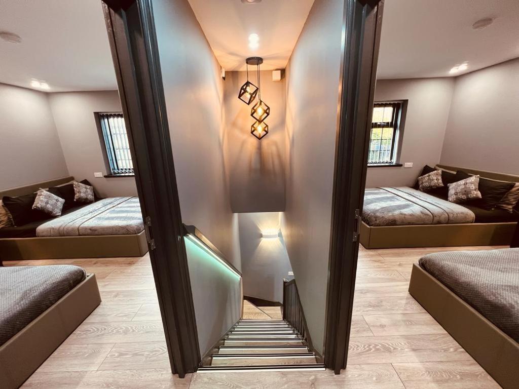 Urban Escape *4 Bedroom House* With Free Parking Birmingam Exterior foto