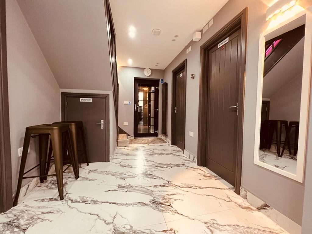 Urban Escape *4 Bedroom House* With Free Parking Birmingam Exterior foto