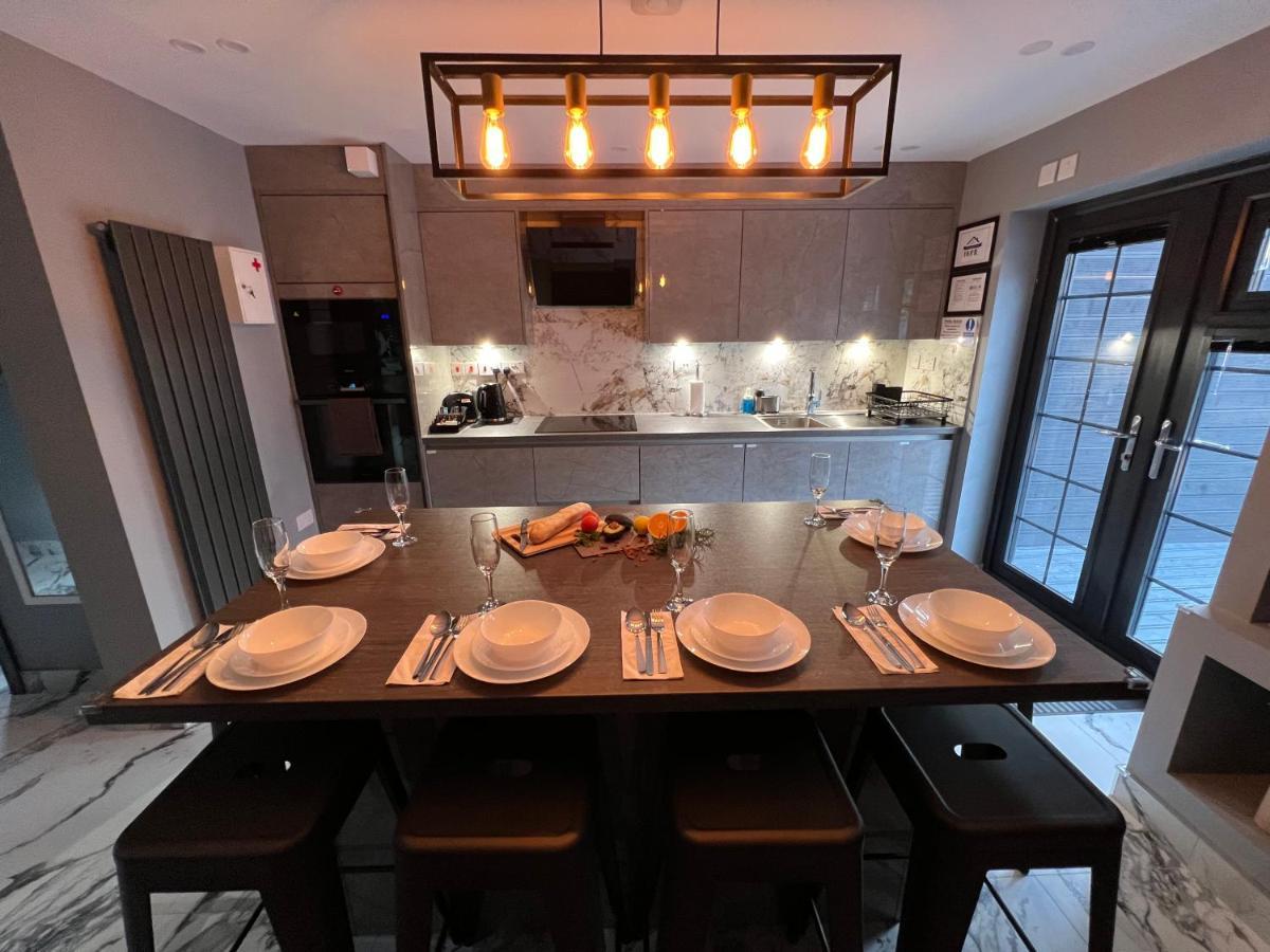 Urban Escape *4 Bedroom House* With Free Parking Birmingam Exterior foto