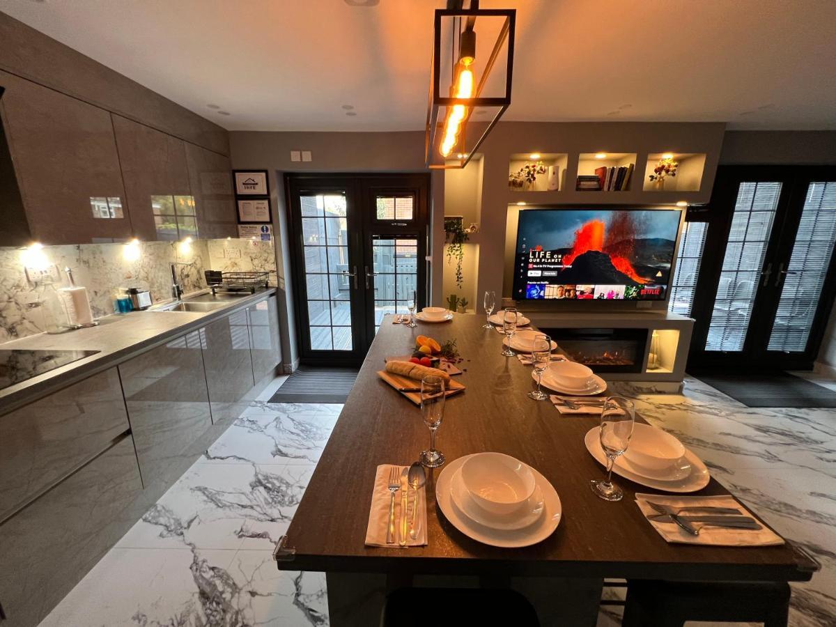 Urban Escape *4 Bedroom House* With Free Parking Birmingam Exterior foto