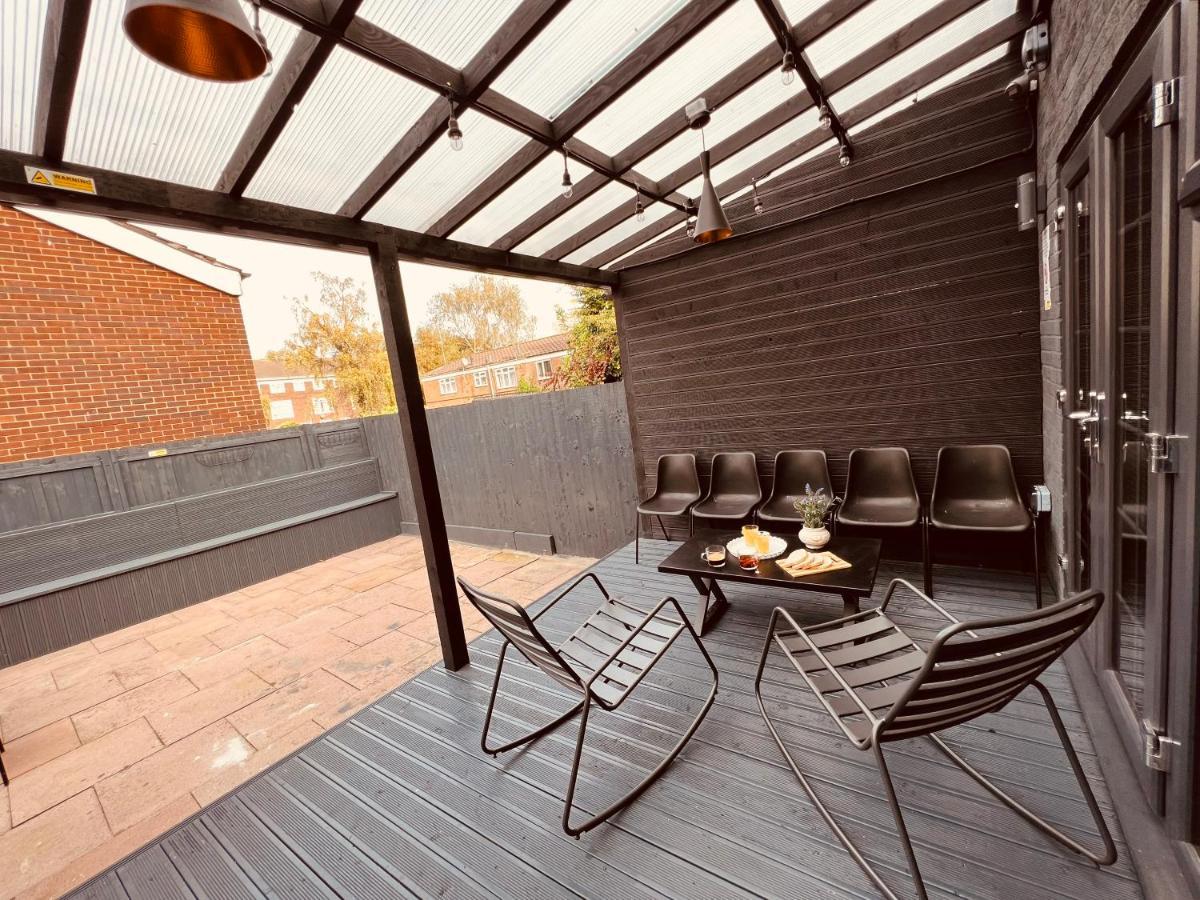 Urban Escape *4 Bedroom House* With Free Parking Birmingam Exterior foto