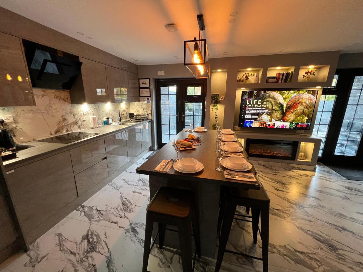 Urban Escape *4 Bedroom House* With Free Parking Birmingam Exterior foto